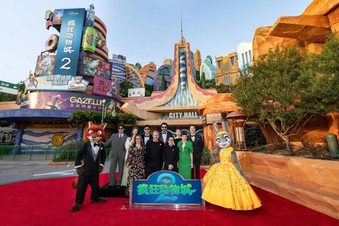 庆序章已启美妆、香氛与腕表共赴闪耀时刻mg不朽情缘游戏平台“伊”手快报 节(图3)