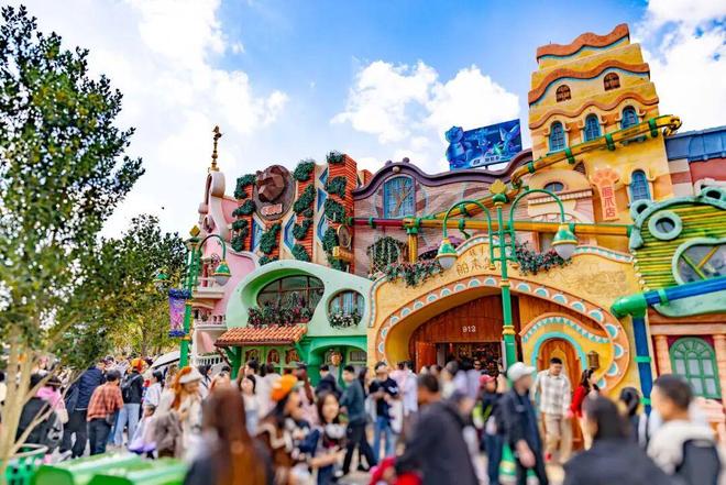 庆序章已启美妆、香氛与腕表共赴闪耀时刻mg不朽情缘游戏平台“伊”手快报 节(图9)