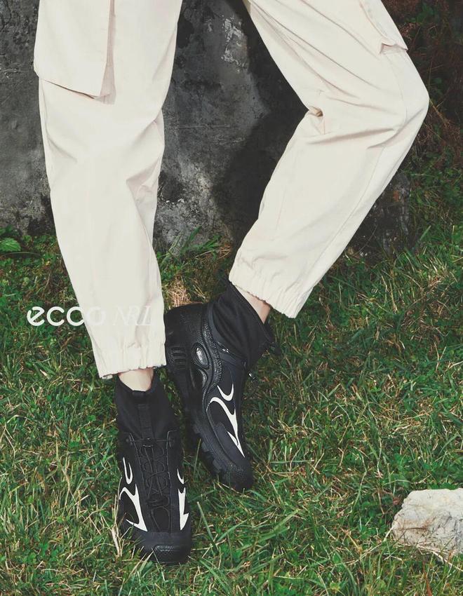 庆序章已启美妆、香氛与腕表共赴闪耀时刻mg不朽情缘游戏平台“伊”手快报 节(图26)